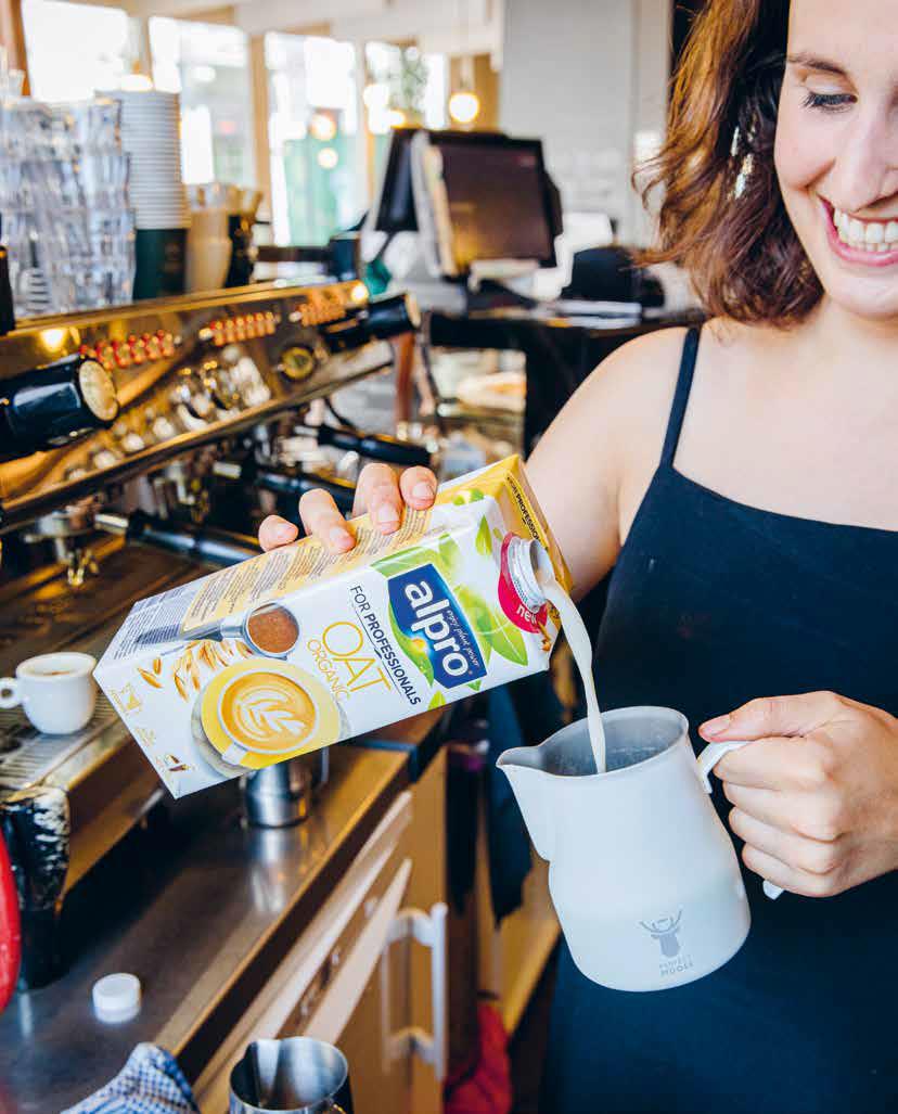 Exploring the world of milk alternatives for your cappuccino