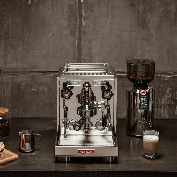 La Pavoni Botticelli Evolution espresso machine ambiance