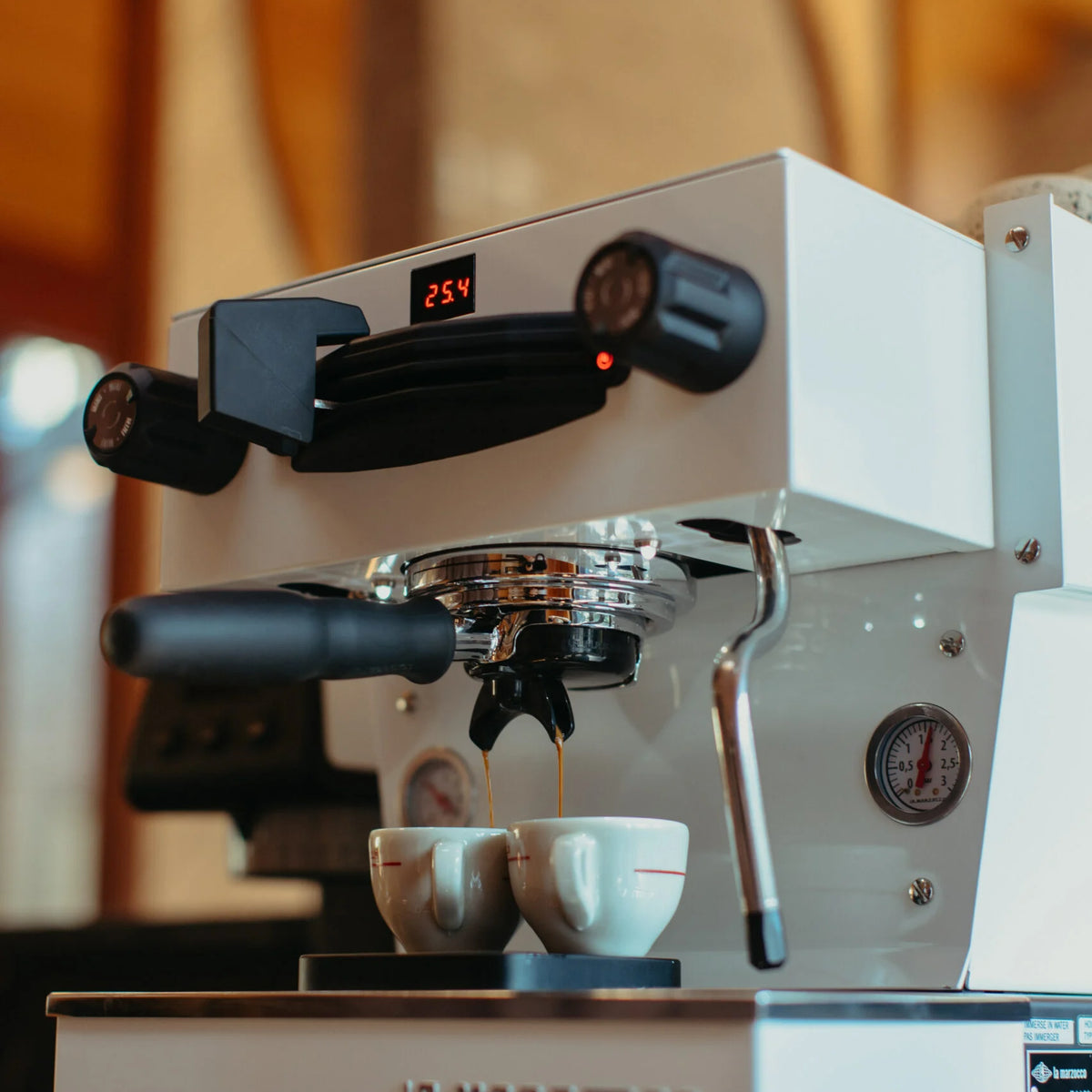 La Marzocco Linea mini R Pro Touch White with free gift worth €205